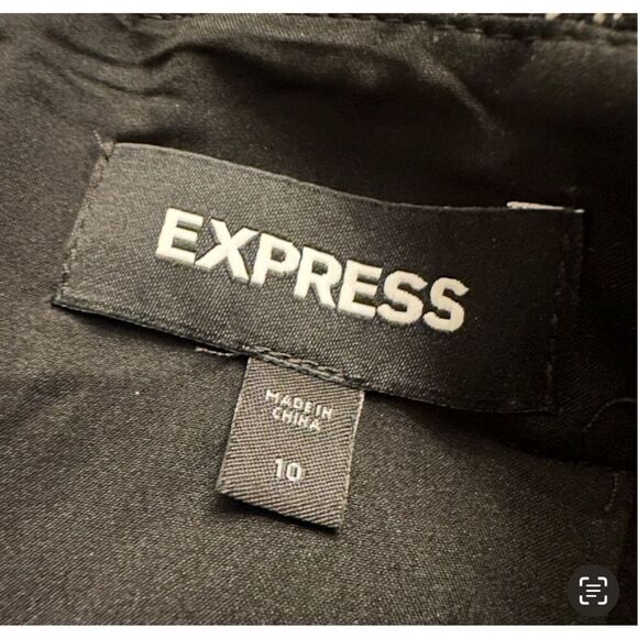 New! Express Black and White Houndstooth Mini-Skirt Sz 10 - Picture 4 of 5